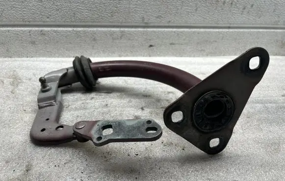 BMW 5 E60 E61 Tailgate/trunk/boot hinge 4162ES03