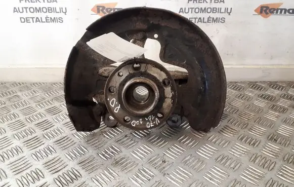 Volvo V70 Front wheel hub spindle knuckle 