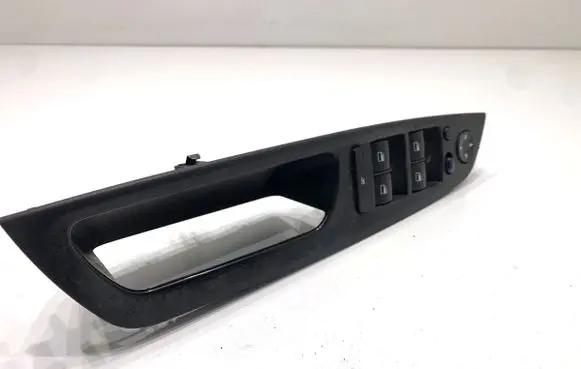 BMW X6 E71 Electric window control switch 7137137