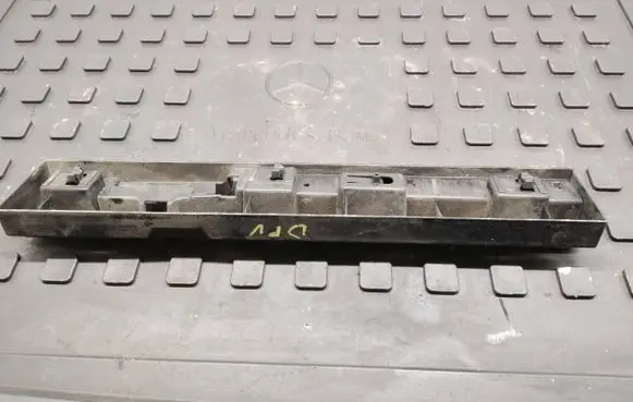 BMW 2 F45 Sill supporting ledge 7301942