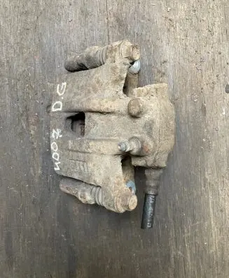 Peugeot 4007 Rear brake caliper