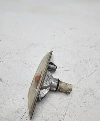 BMW 3 E46 Front fender indicator light 6911372