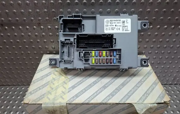 Fiat 500 Fuse box set S26340091 00518439720