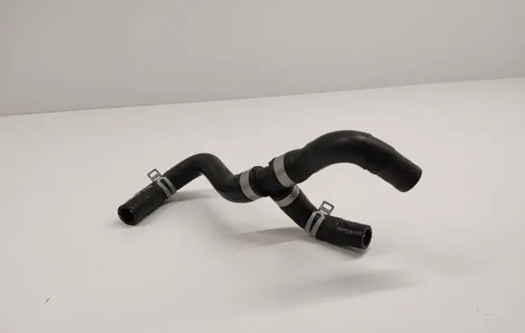 Volvo V60 Engine coolant pipe/hose 32249387 8891054204