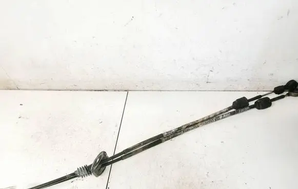 Ford Focus Gear shift cable linkage bv6r7e395ga bv6r-7e395-ga