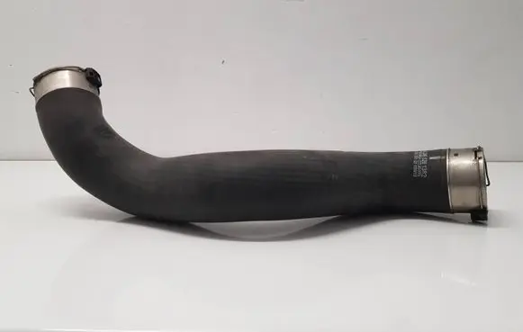Mercedes-Benz CLA C117 X117 W117 Intercooler hose/pipe A2465281382