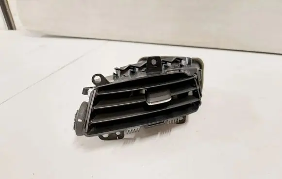Opel Ampera Dashboard air vent grill cover trim 