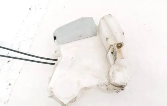 Honda CR-V Front door lock 7251SWAE1 7251-SWA-E1
