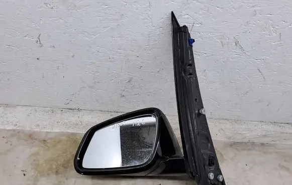 BMW 2 F46 Front door electric wing mirror X7007