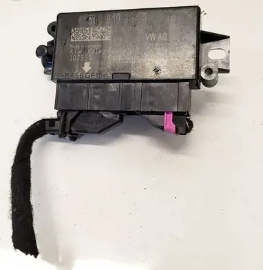 Audi A3 S3 8V Parking PDC control unit/module 5Q0919294G