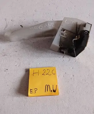 Renault Megane I Rear door lock 8200030268