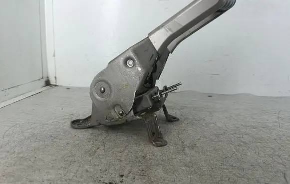 Renault Megane II Handbrake/parking brake lever assembly