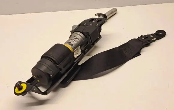 Volvo V50 Front seatbelt 601224R0H 85900T2B 5200040