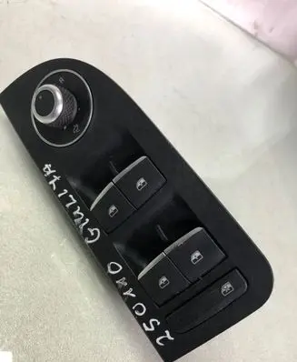 Alfa Romeo Giulia Electric window control switch 01561291690