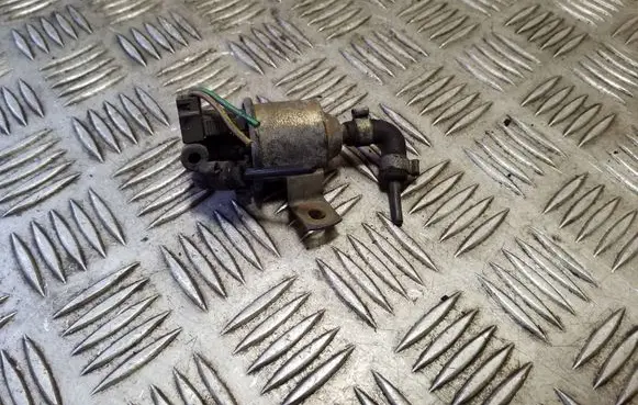 Audi A6 S6 C4 4A Vacuum valve 72123900 034906283