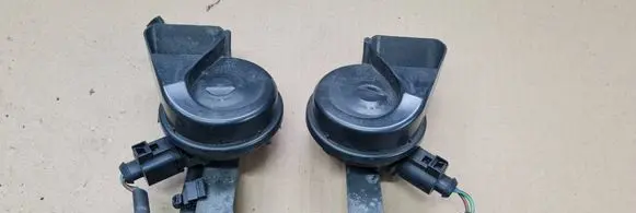 Audi A6 Allroad C6 Horn signal 4F0951221A