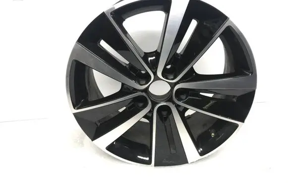 Mercedes-Benz Citan W415 R17 alloy rim A4204010700
