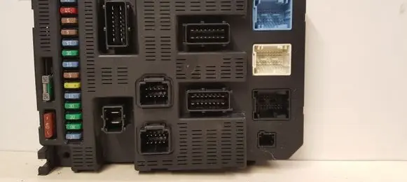 Peugeot 207 Comfort/convenience module 9659285480 BSI2004P0700