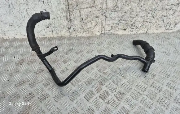 Volkswagen Golf VII Engine coolant pipe/hose 04L121065CZ 04L121065