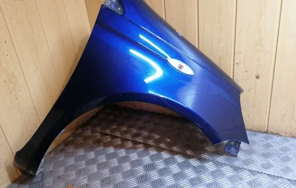 Toyota Yaris Fender