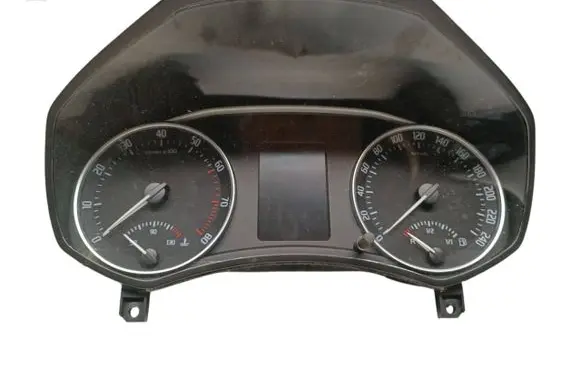 Skoda Octavia Mk2 (1Z) Speedometer (instrument cluster) 1Z0920843B A2C53282935 VD1015980