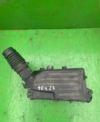 Mazda 626 Air filter box