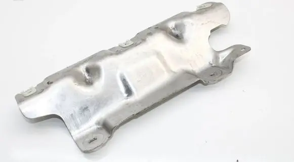BMW 4 G22 G23 G24 G26 Heat shield in engine bay 5A44EA3
