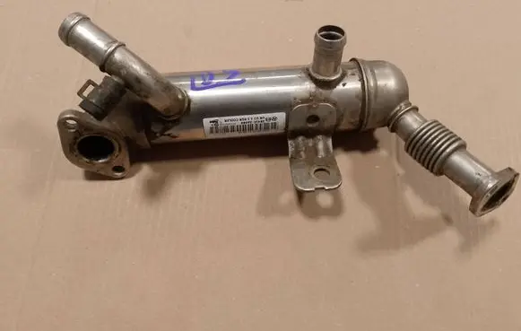 Hyundai i20 (PB PBT) EGR valve cooler 284162A080 2012062811 1C14951A37