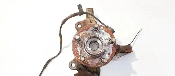 Toyota Avensis T250 Front wheel hub