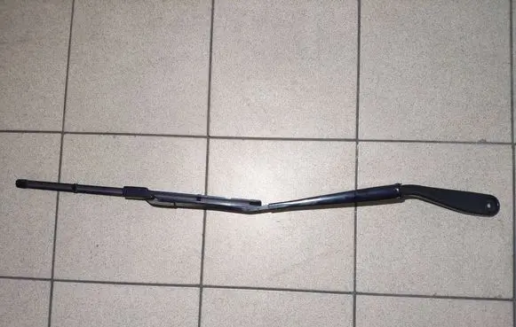 BMW X5 G05 Front wiper blade arm 7434854