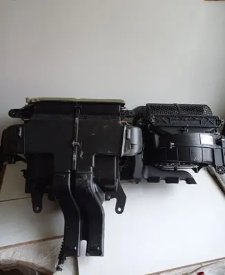 Interior heater climate box assembly
