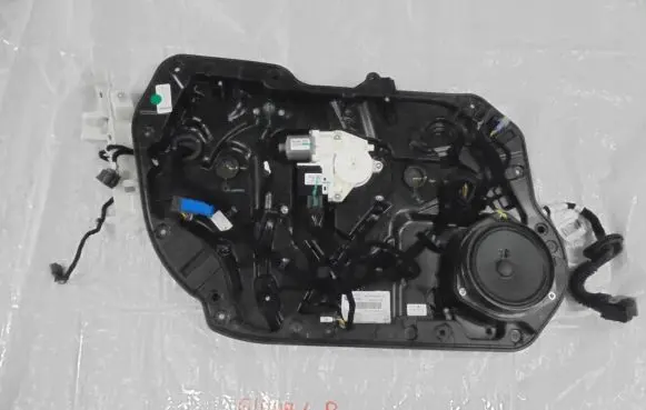 Alfa Romeo Giulia Front door window regulator with motor