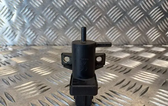 Renault Master II Turbo solenoid valve 7700113709
