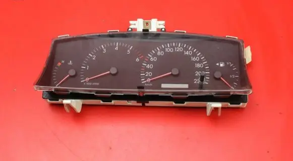 Toyota Corolla E120 E130 Speedometer (instrument cluster) 83800-02810