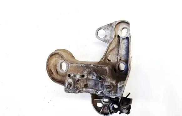 Skoda Superb B5 (3U) Engine mounting bracket 8e0199352