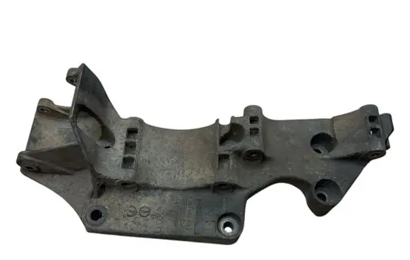 Volkswagen Sharan Generator/alternator bracket R045903143C R045903143