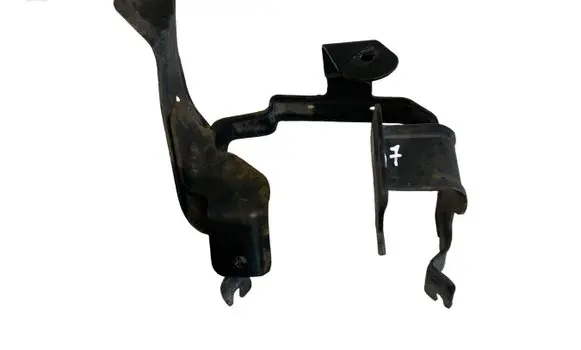 Volvo V60 Power steering pump mounting bracket 31317375 A0025478 C6S4B