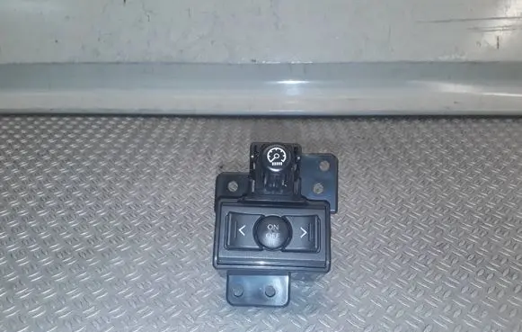 Lexus IS 220D-250-350 Interior lighting switch 