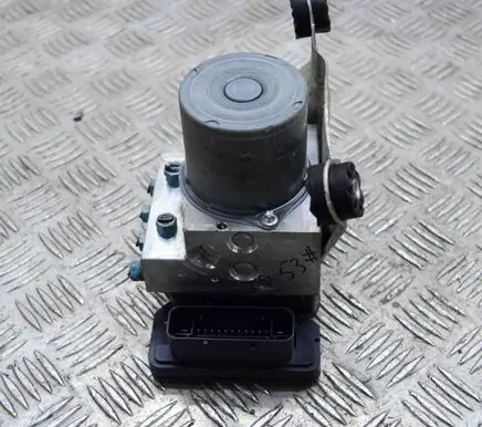 BMW 5 F10 F11 ABS Pump 6876911