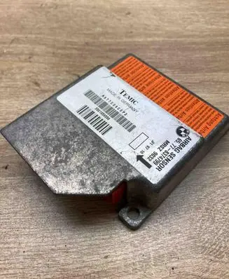 BMW 5 E39 Airbag control unit/module 8374799 MRSZ9032