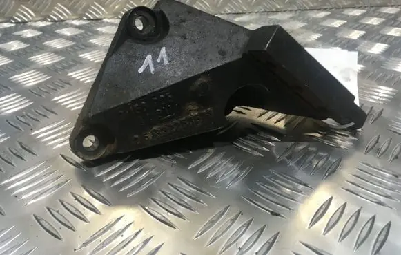 Opel Astra H Engine mounting bracket 9156985
