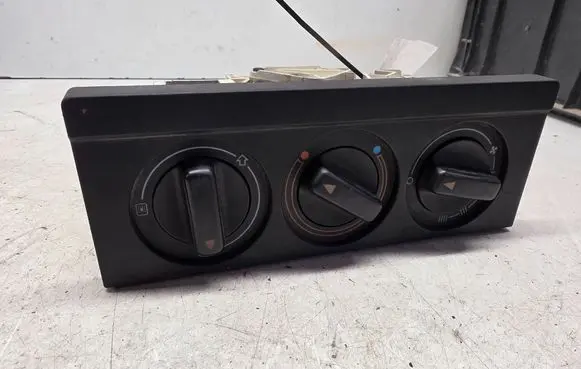 Audi 80 90 B3 Climate control unit 893959511