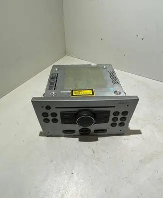 Opel Tigra B Radio/CD/DVD/GPS head unit 13167830 GM003059857058 7643104317