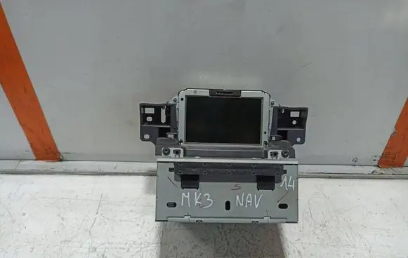 Ford Focus Radio/CD/DVD/GPS head unit BM5T18C815HM BM5T18B955DE