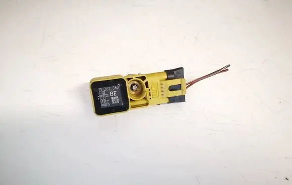 Opel Corsa D Airbag deployment crash/impact sensor 13262632