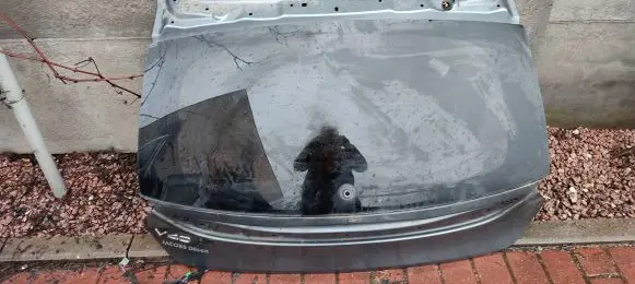 Volvo V40 Truck tailgate 