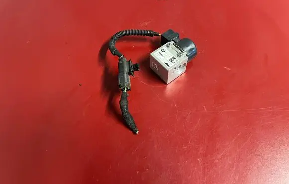 BMW i3 Air conditioning (A/C) expansion valve 9292569 64509292569