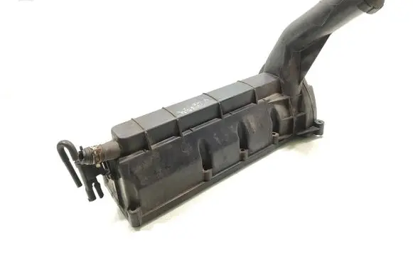 Mercedes-Benz A W168 Rocker cam cover A1660100430
