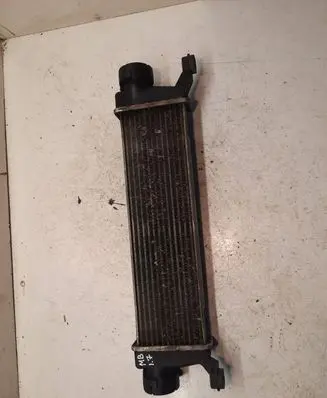 Mercedes-Benz A W168 Intercooler radiator A1685000000 01009990000 U52164