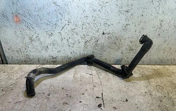 Toyota Yaris Engine coolant pipe/hose